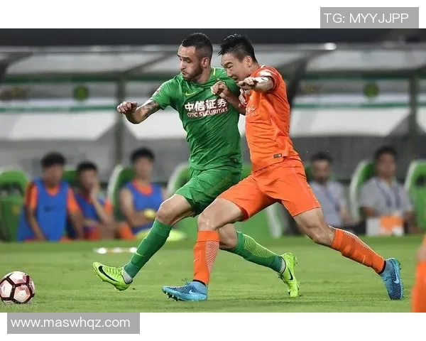 猛龙赛场突发小插曲裁判冷静处置全程展现职业素养